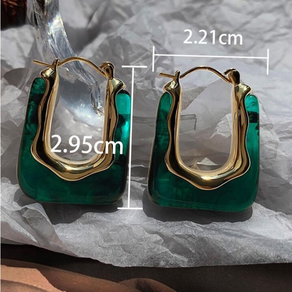 Earrings - Picture 4 of 5